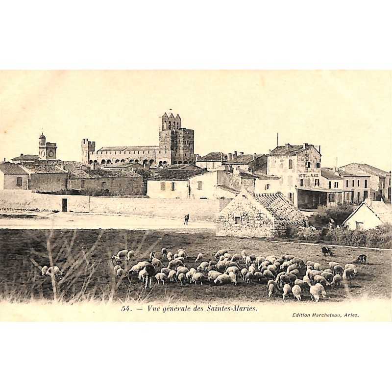 ABAO 13 - Bouches-du-Rhône [13] Saintes-Maries-de-la-Mer - Vue générale des Saintes-Maries.