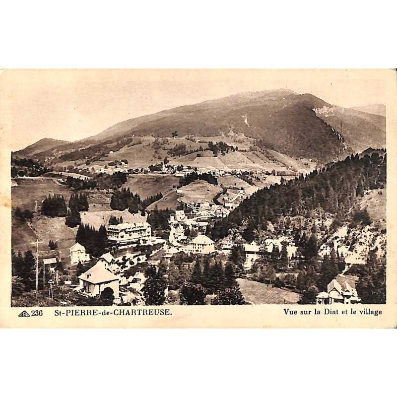 ABAO 38 - Isère [38] Saint-Pierre-de-Chartreuse - Vue sur la Diat et le village.