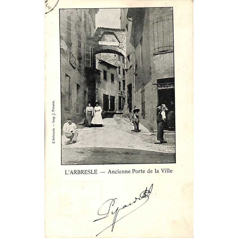 ABAO 69 - Rhône [69] L'Abresle - Ancienne Porte de la Ville.