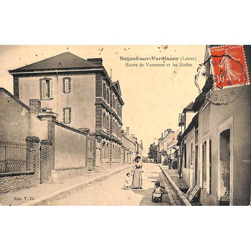 ABAO 45 - Loiret [45] Nogent-sur-Vernisson - Route de Varennes et les Ecoles.