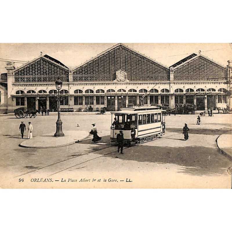 ABAO 45 - Loiret [45] Orléans - La Place Albert Ier et la Gare.
