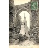 ABAO 45 - Loiret [45] Château-Renard - Porte du Château féodal. Montée de l'Eglise.