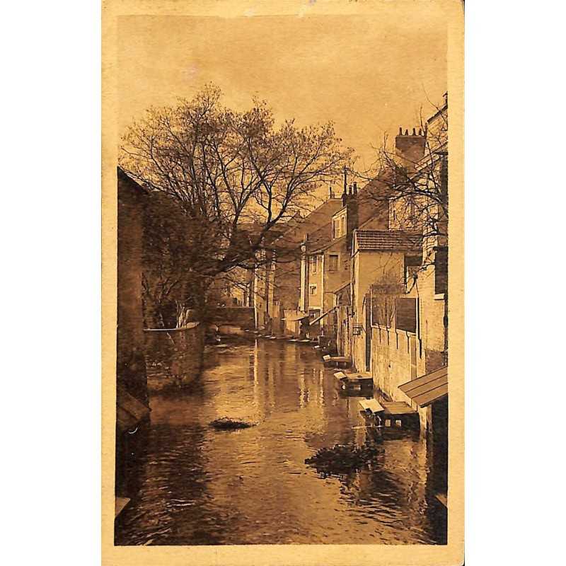 ABAO 45 - Loiret [45] Montargis - Rue sur l'Eau.
