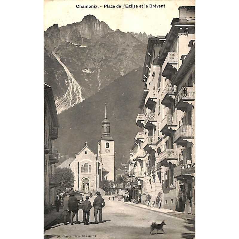 ABAO 74 - Haute Savoie [74] Chamonix - Place de l'Eglise et le Brévent.