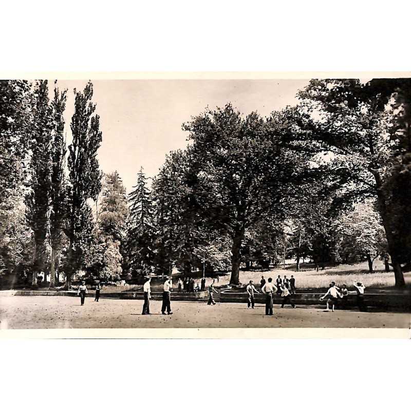 ABAO 38 - Isère [38] Voiron - Ecole nationale. Le Parc et le terrain de Sports.