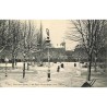 ABAO 38 - Isère [38] Grenoble - L'Hiver. La place Victor Hugo.
