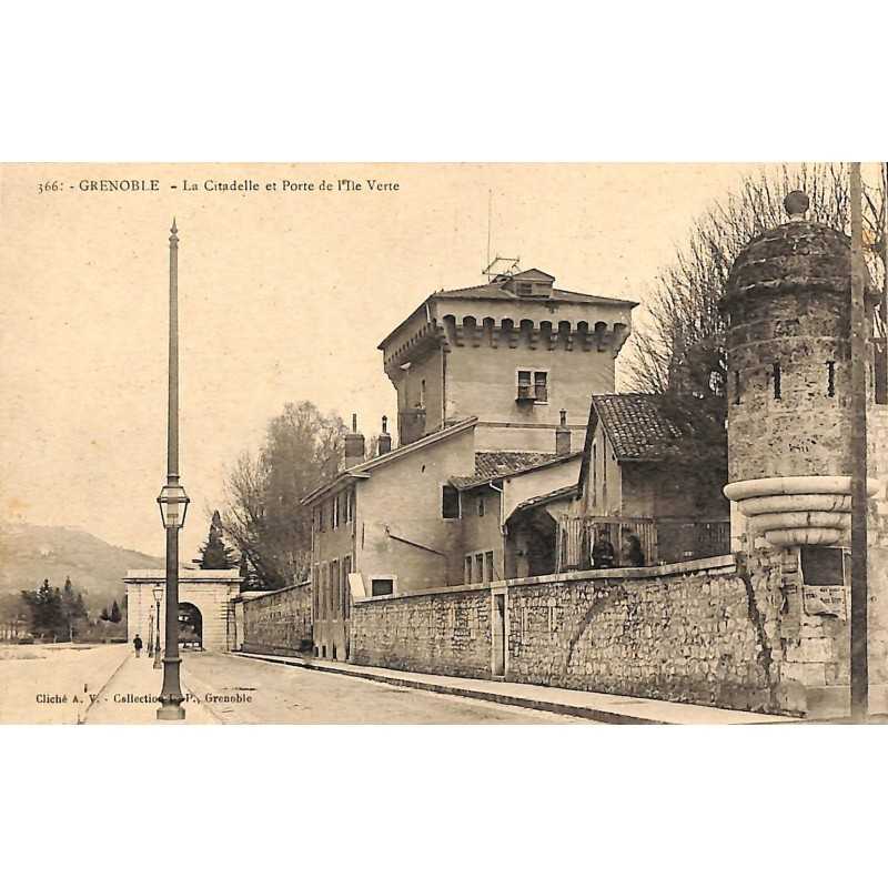 ABAO 38 - Isère [38] Grenoble - La Citadelle et Porte de l'Île Verte.