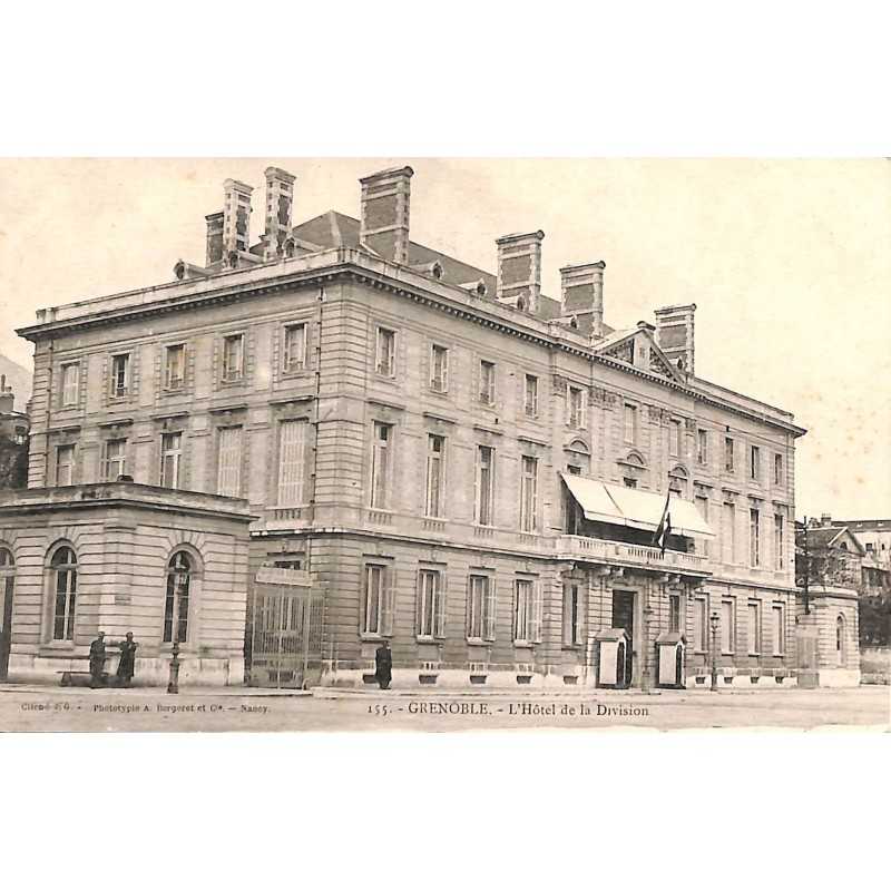 ABAO 38 - Isère [38] Grenoble - L'Hôtel de la Division.
