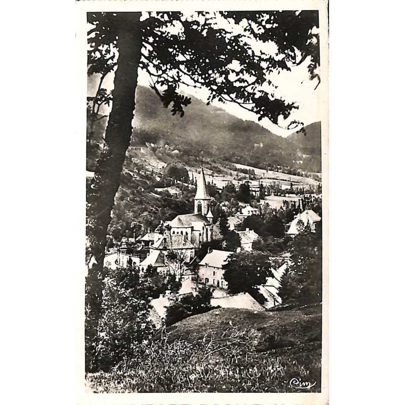 ABAO 15 - Cantal [15] Laveissière - Paysage sur l'Eglise.