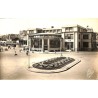 ABAO 03 - Allier [03] Vichy - La Nouvelle Poste et la Gare routière.