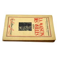 ABAO Littérature populaire Steeman (Stanislas-André) - La Maison des vieilles.