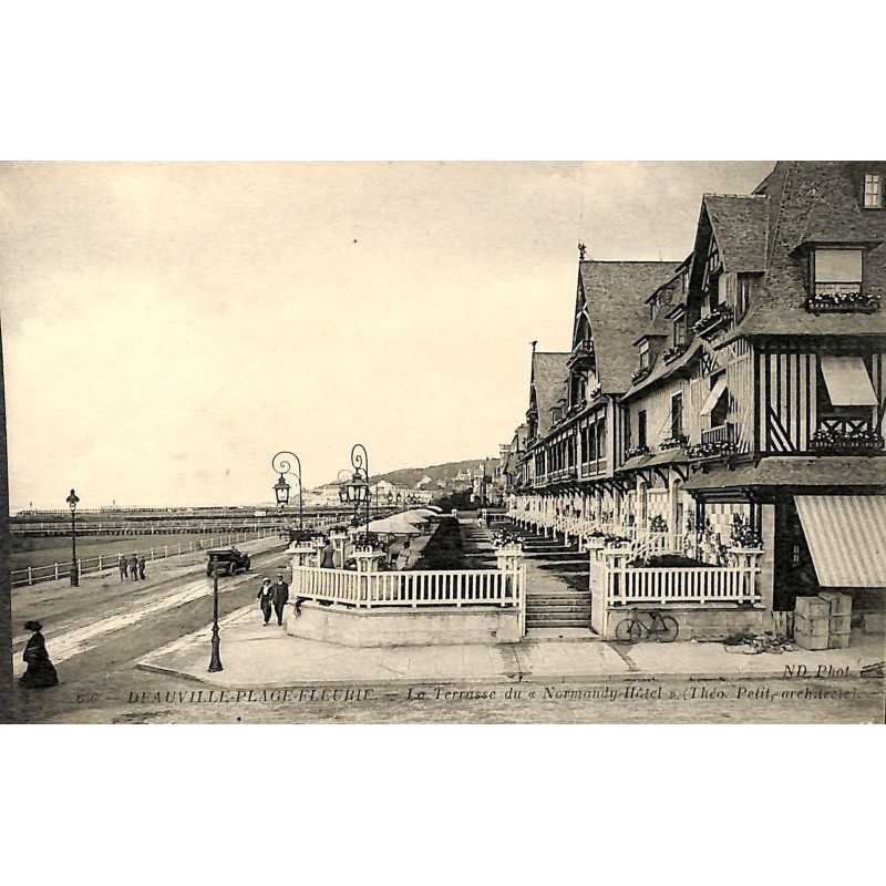 ABAO 14 - Calvados [14] Deauville - La Terrasse du "Normandy-Hôtel".