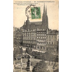 ABAO 63 - Puy-de-Dôme [63] Clermont-Ferrand - Perspective sur le Monument Blaise Pascal, Rue St Herem et la Cathédrale.