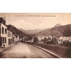 ABAO 63 - Puy-de-Dôme [63] Le Mont Dore - Route de Clermont.