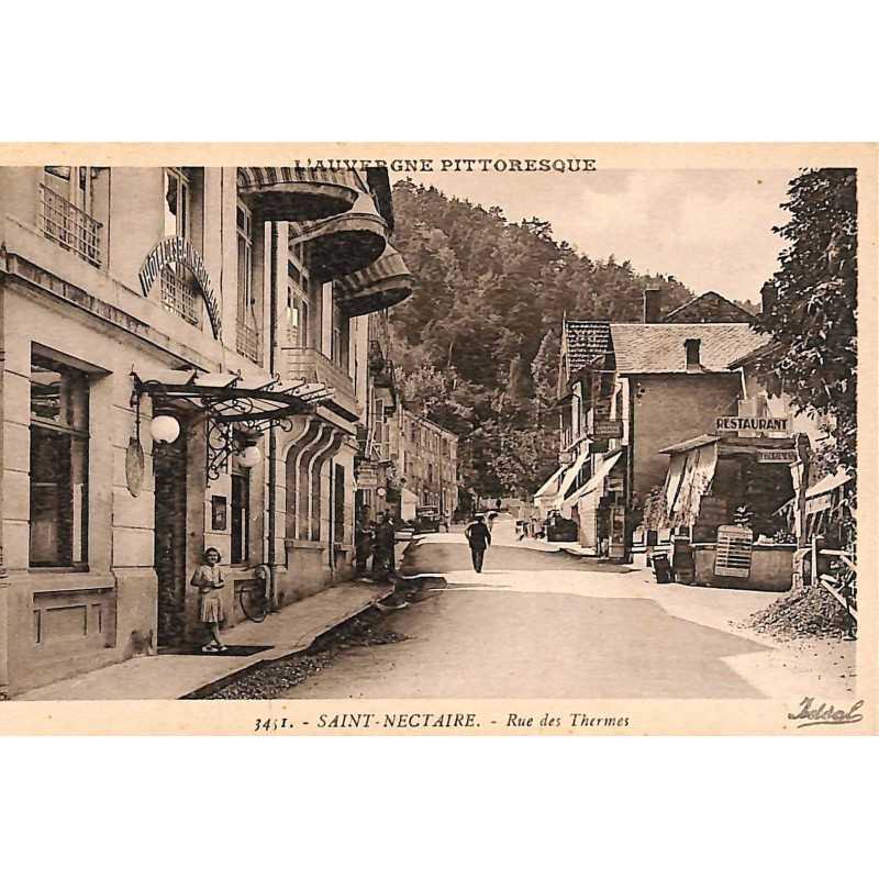 ABAO 63 - Puy-de-Dôme [63] Saint-Nectaire - Rue des Thermes.