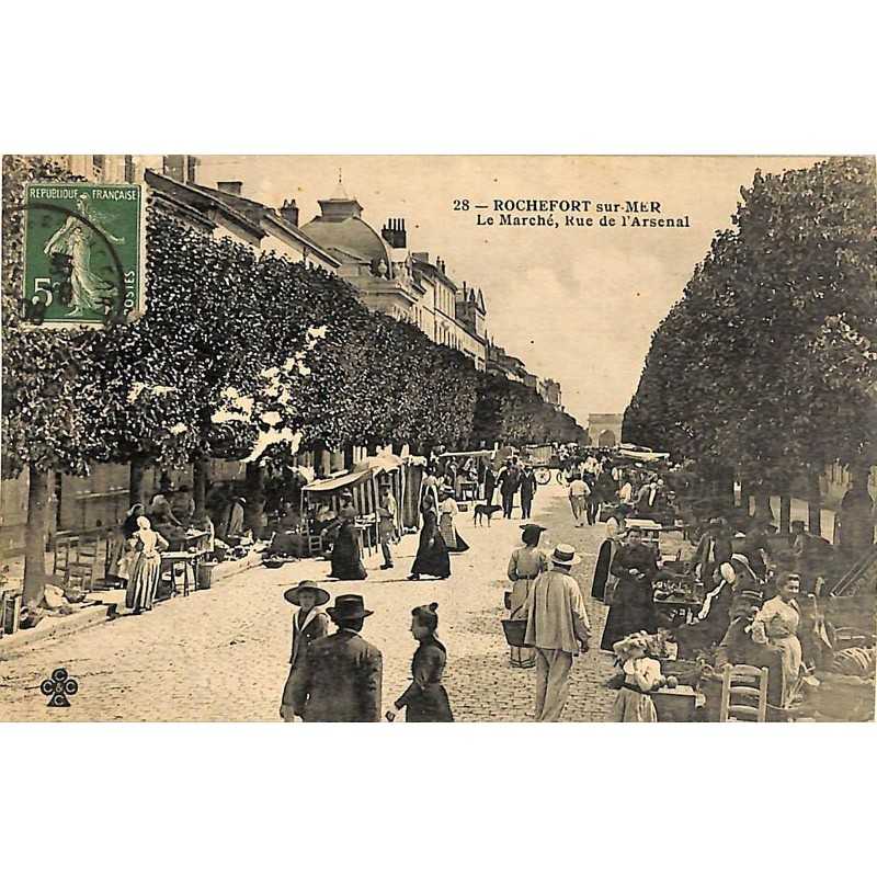 ABAO 17 - Charente-Maritime [17] Rochefort-sur-Mer - Le Marché, Rue de l'Arsenal.