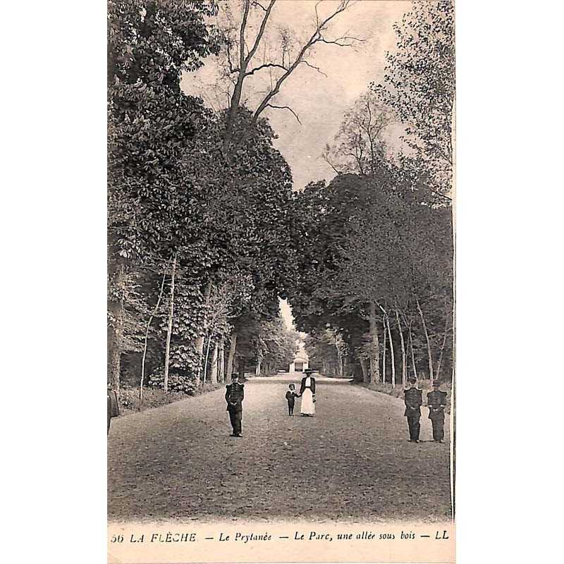 ABAO 72 - Sarthe [72] La Flèche - Le Prytanée. Le Parc, une allée sous bois.