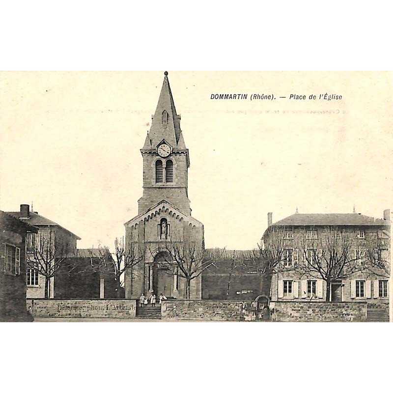 ABAO 69 - Rhône [69] Dommartin - Place de l'Eglise.
