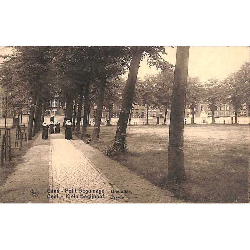 ABAO Flandre orientale Gand - Petit Béguinage. Une allée.