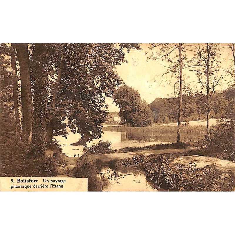 ABAO Bruxelles Watermael-Boitsfort - Un paysage pittoresque derrière l'étang.