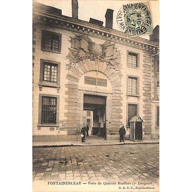 ABAO 77 - Seine-et-Marne [77] Fontainebleau - Porte du Quartier Boufflers.