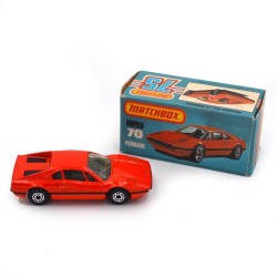 ABAO Automobiles Matchbox (1/64) Ferrari.