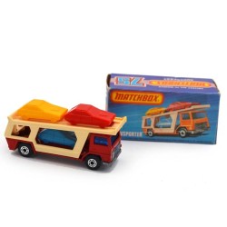 ABAO Automobiles Matchbox (1/64) Car transporter.