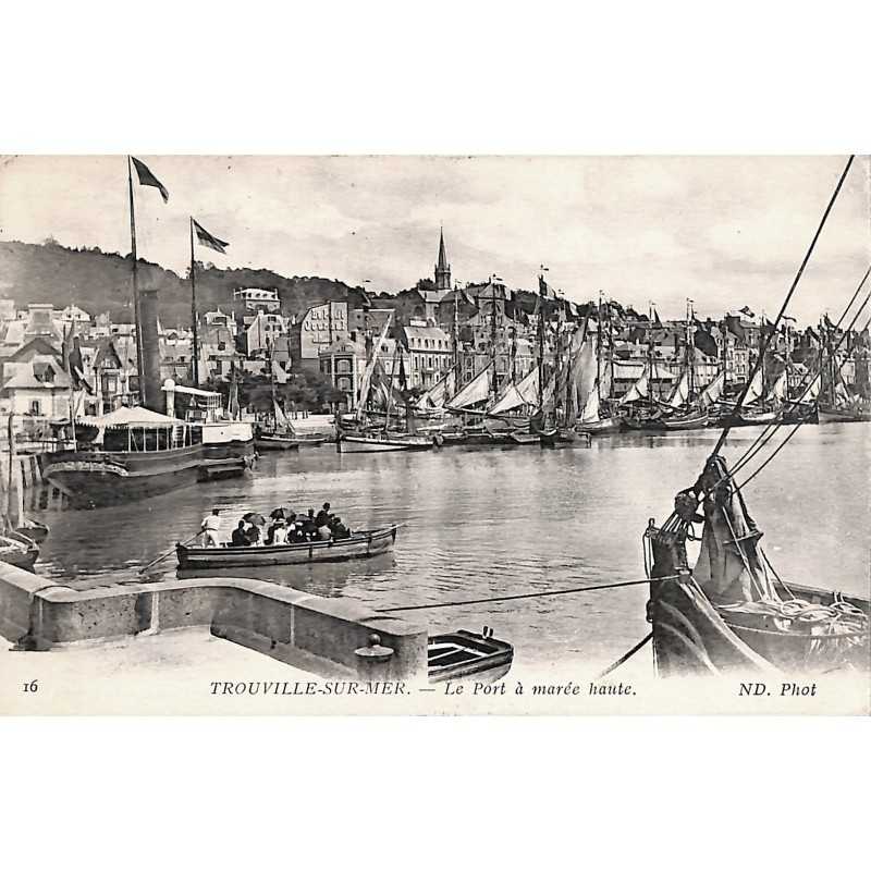 ABAO 14 - Calvados [14] Trouville-sur-Mer - Le Port à marée haute.