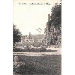 ABAO Namur Anhée - La Roche à l'entrée du Village.