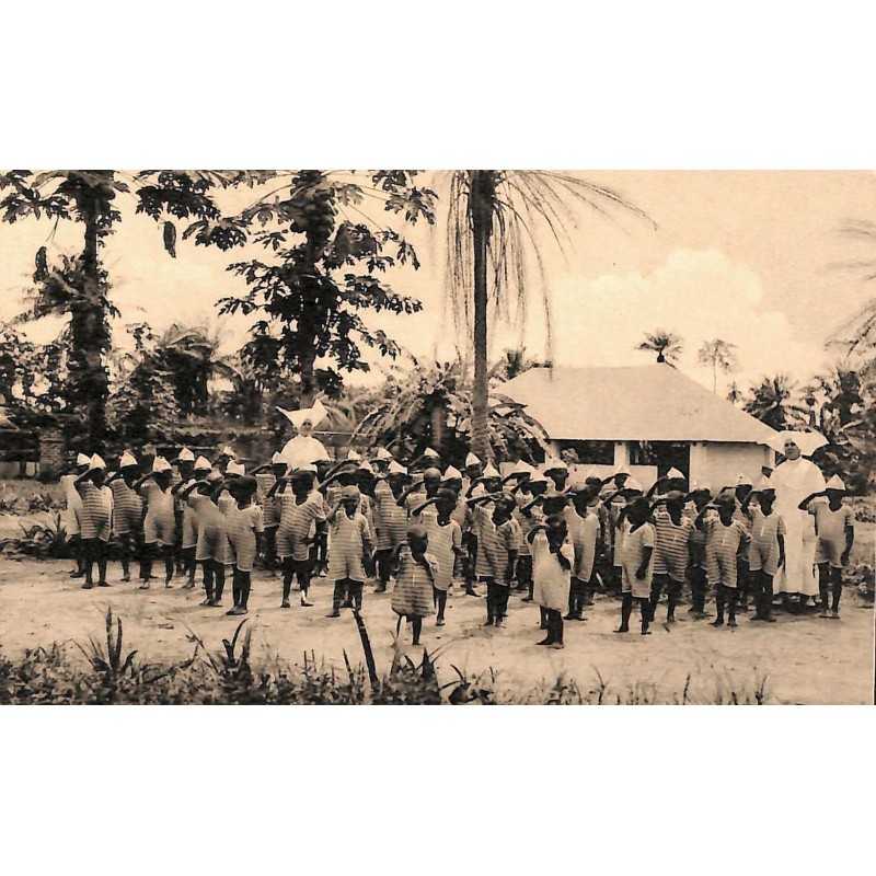 ABAO Congo Nsona-Mbata - Mission des filles de la Charité. Salut à la Belgique.