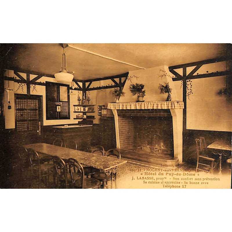 ABAO 45 - Loiret [45] Nogent-sur-Vernisson - Hôtel du Puy-de-Dôme. Intérieur.
