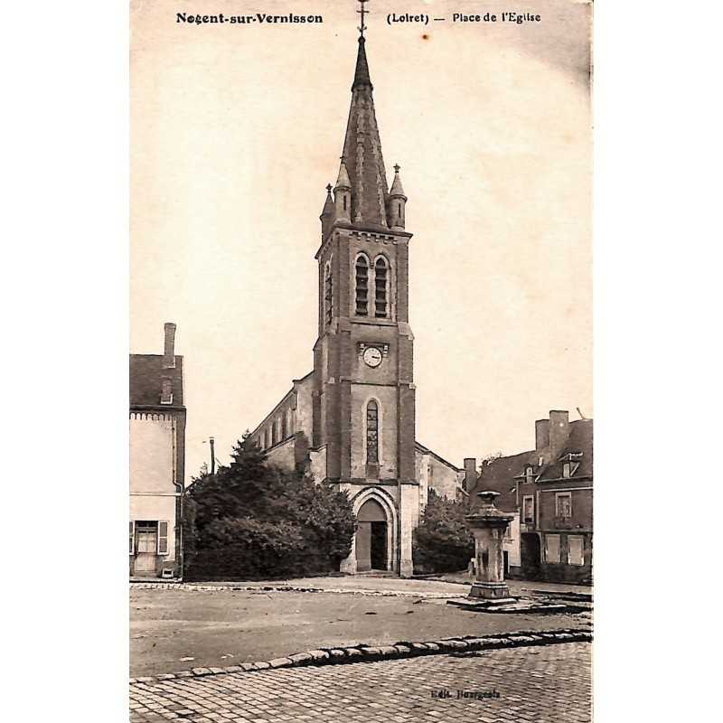 ABAO 45 - Loiret [45] Nogent-sur-Vernisson - Place de l'Eglise.
