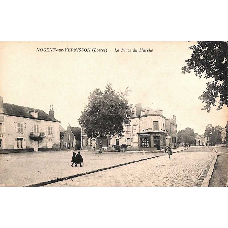 ABAO 45 - Loiret [45] Nogent-sur-Vernisson - La Place du Marché.