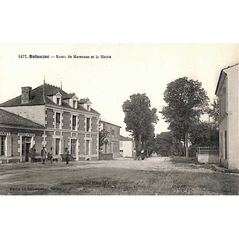 ABAO 17 - Charente-Maritime [17] Balanzac - Route de Marennes et la Mairie.