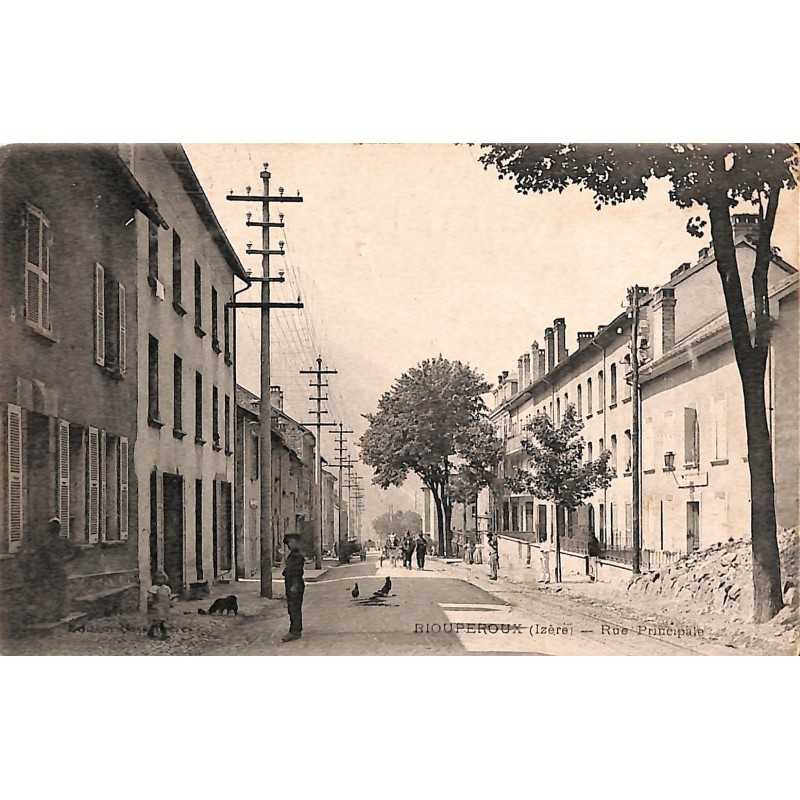 ABAO 38 - Isère [38] Livet-et-Gavet - Biouperoux. Rue Principale.