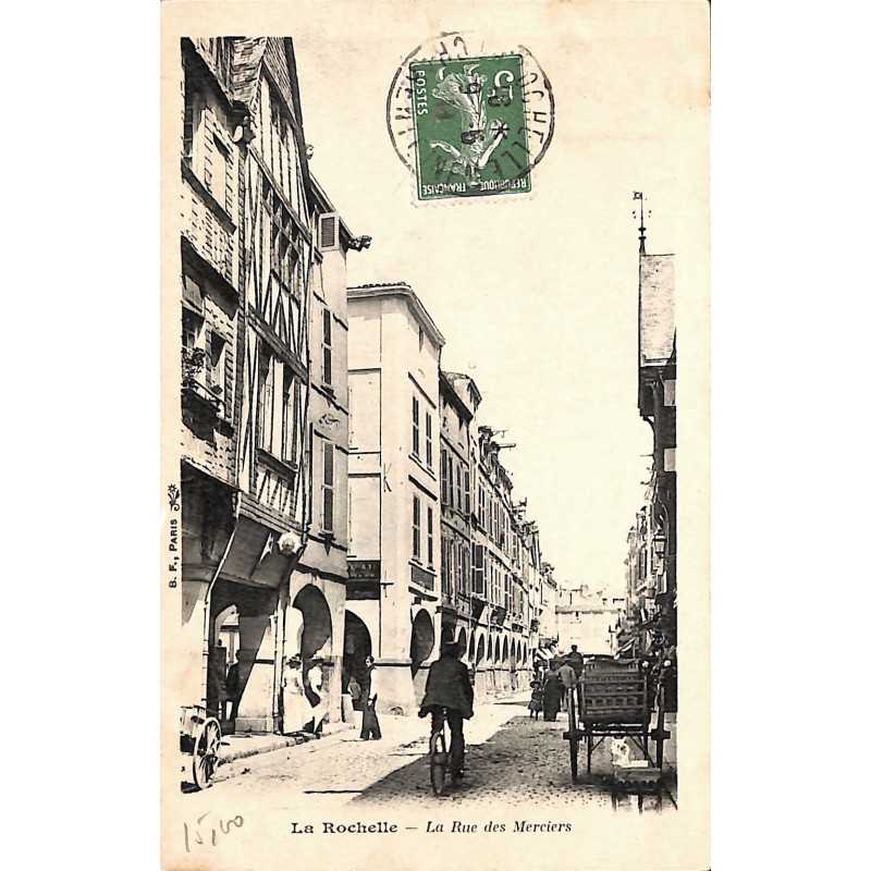 ABAO 17 - Charente-Maritime [17] La Rochelle - La Rue des Merciers.