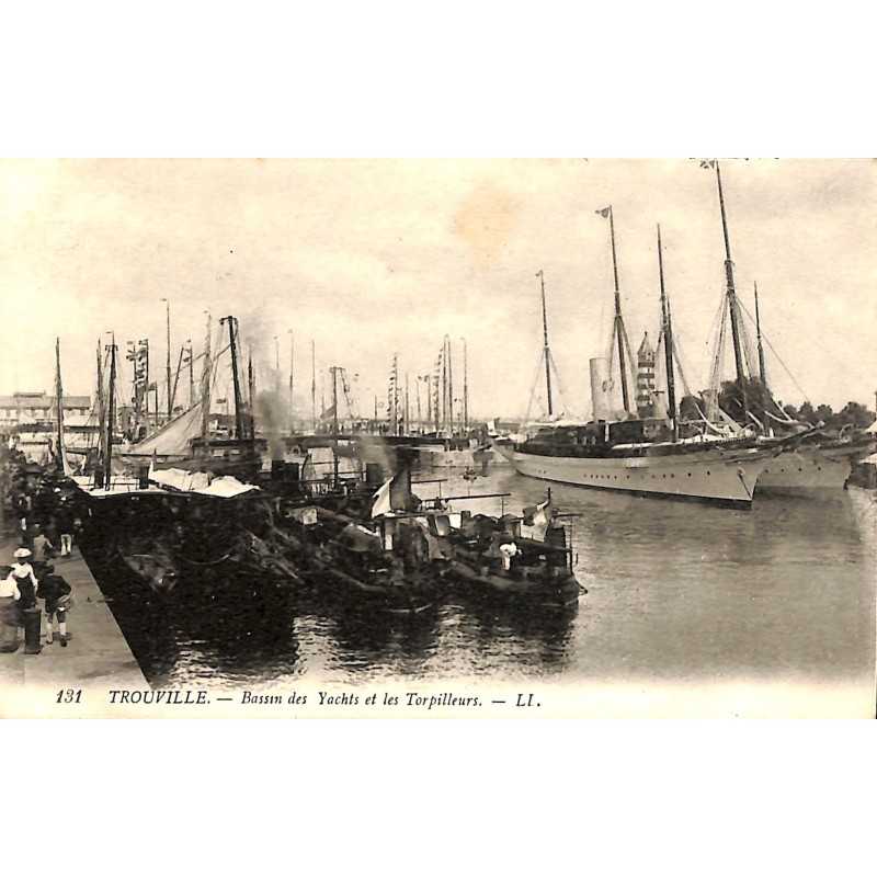 ABAO 14 - Calvados [14] Trouville - Bassin des Yachts et les Torpilleurs.