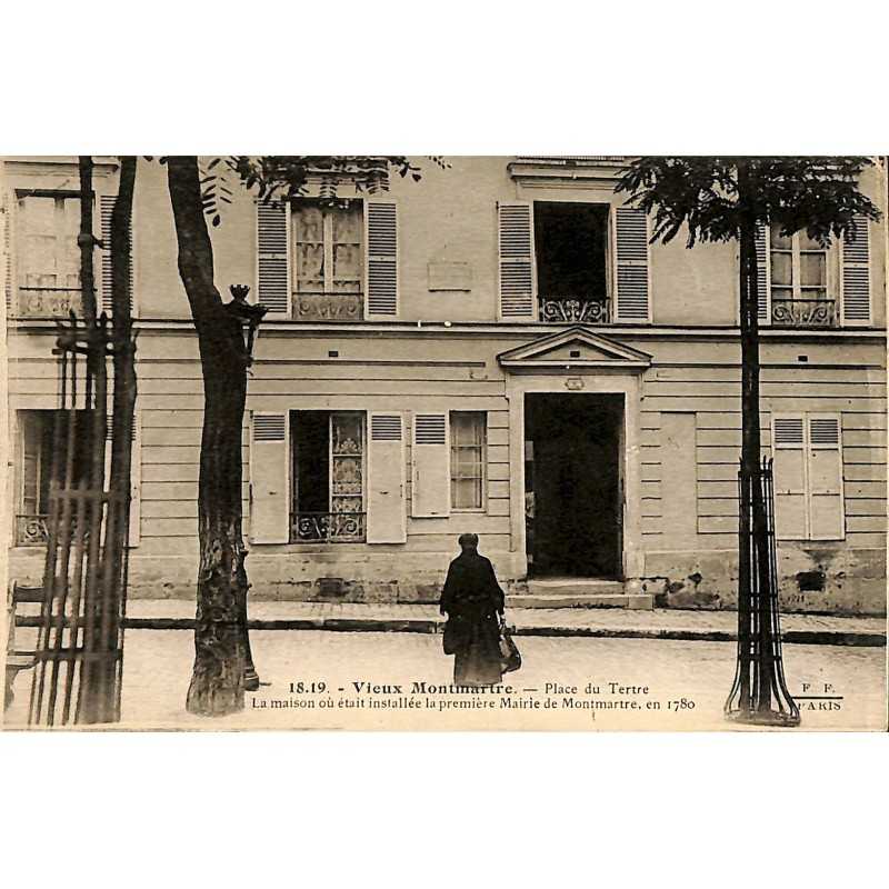 ABAO 75 - Paris [75] Paris - Montmartre. Place du Tertre. La maison où était installée la première mairie en 1780.