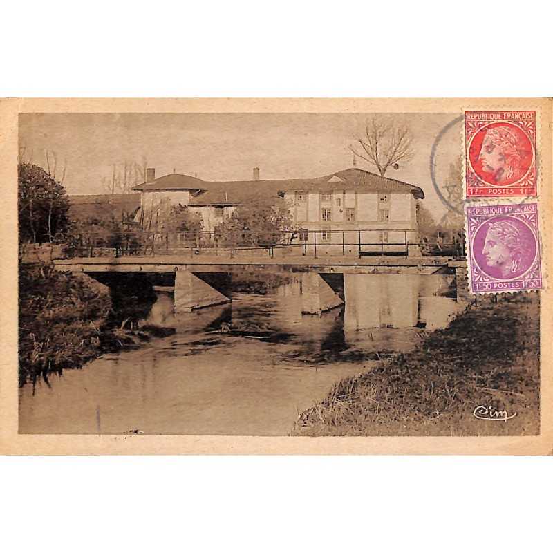 ABAO 01 - Ain [01] Polliat - Moulin Court.