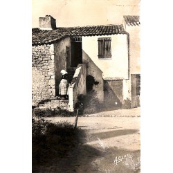 ABAO 17 - Charente-Maritime [17] Ile d'Oléron - Domino. Vieille Maison Oléronnaise. - Carte photo.