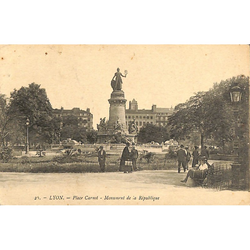 ABAO 69 - Rhône [69] Lyon - Place Carnot. Monument de la République.