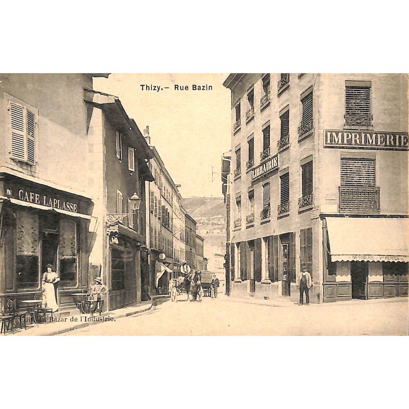 ABAO 69 - Rhône [69] Thizy - Rue Bazin.