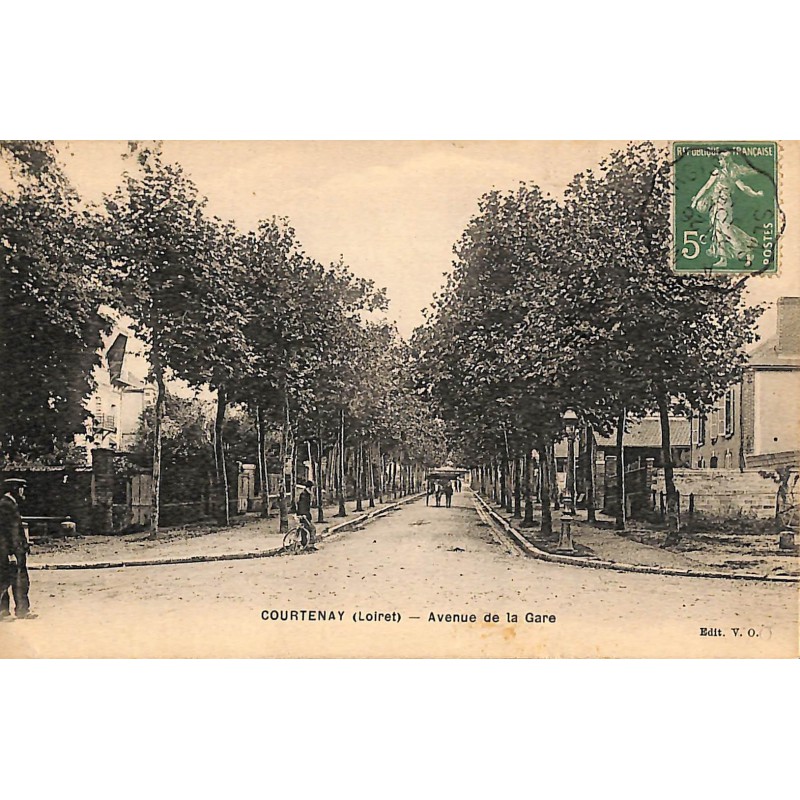 ABAO 45 - Loiret [45] Courtenay - Avenue de la Gare.
