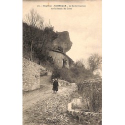 ABAO 38 - Isère [38] Sassenage - Le Rocher branlant sur le chemin des Cuves.