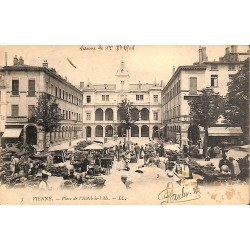 ABAO 38 - Isère [38] Vienne - Place de l'Hôtel de Ville.