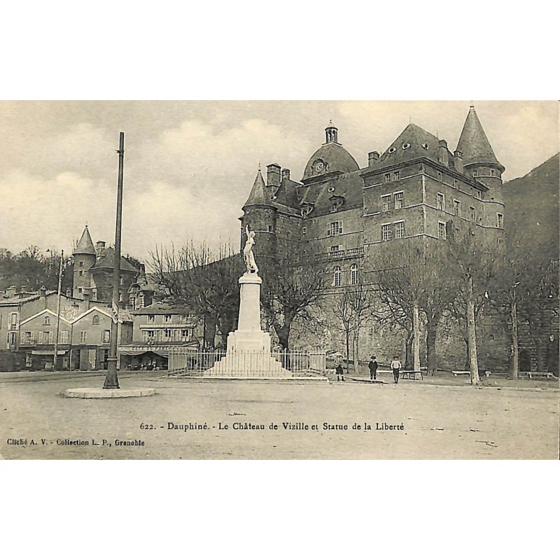 ABAO 38 - Isère [38] Vizille - Le Château et Statue de la Liberté.