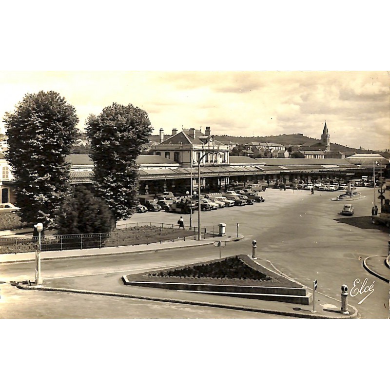 ABAO 03 - Allier [03] Vichy - La Gare. - Carte photo (Eloé)