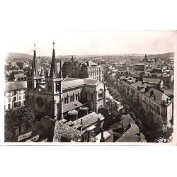 ABAO 03 - Allier [03] Vichy - Vue générale de l'Eglise St-Louis. - Carte photo.