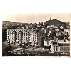 ABAO 63 - Puy-de-Dôme [63] Châtel-Guyon - Vue Général et Grand-Hôtel. Carte photo.