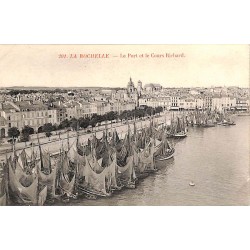 ABAO 17 - Charente-Maritime [17] La Rochelle - Le Port et le Cours Richard.